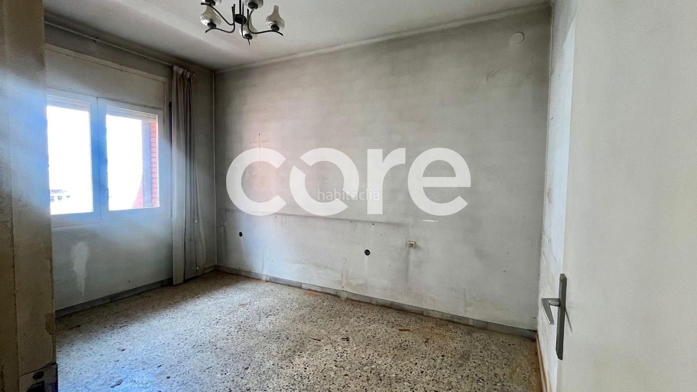Piso a rehabilitar en el Eixample Barcelona