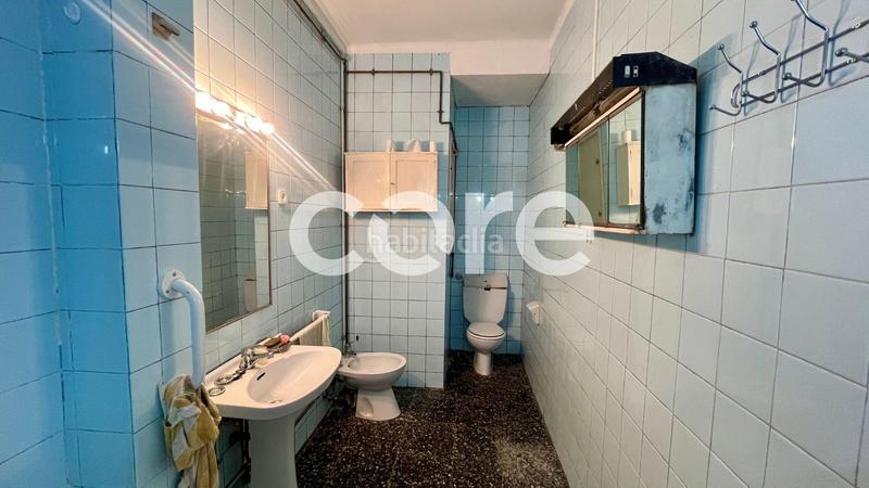 Foto e8c4d8ec-efb2-4ba6-baf2-f9b8de10a00e. Piso  a rehabilitar en el eixample en Fort Pienc Barcelona