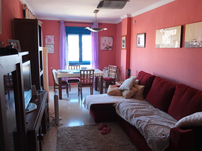 Foto aa34bbb7-f221-4589-aa9a-b3563b177b37. Flat in La Reconquista - El Rosario Algeciras