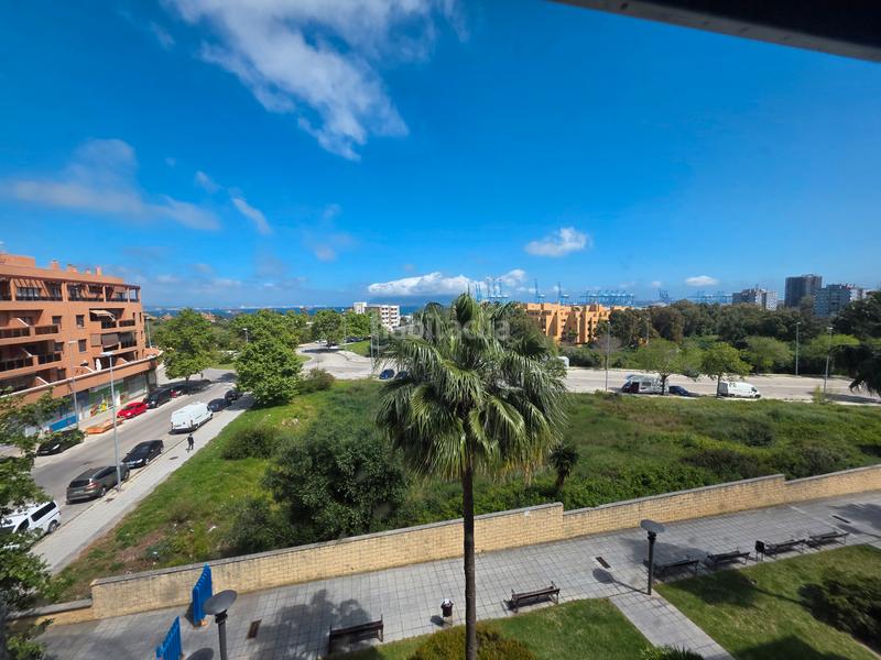 Foto bf447d2f-021f-4d82-b3c6-3bc2684423b5. Flat in La Reconquista - El Rosario Algeciras