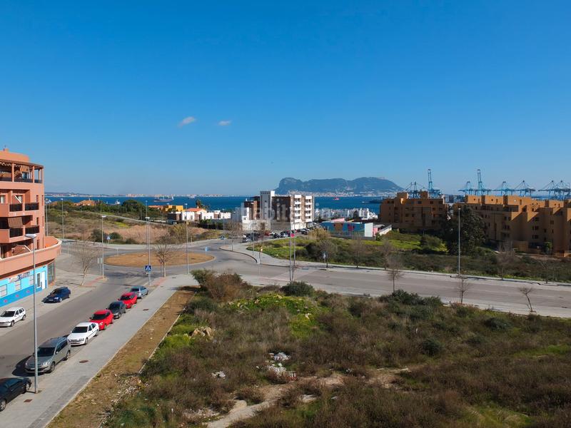 Foto c7f4aaa3-1306-4be5-9a92-e657f267a393. Flat in La Reconquista - El Rosario Algeciras