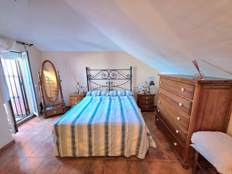 Foto daffb5ca-e36e-4607-b4e8-cda88ebe6d2f. Dúplex piso cerca de la playa. en El Rinconcillo Algeciras