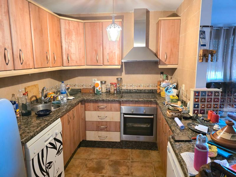 Foto ed51f77a-9199-48e7-810a-42d0611292ea. Dúplex piso cerca de la playa. en El Rinconcillo Algeciras