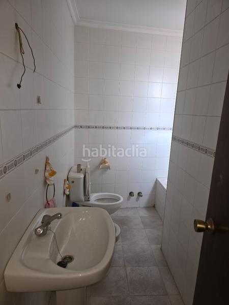 Foto 2d78b59a-f2cf-4a51-b3b7-8dbdbb20ca98. Casa adossada a Casco Antiguo Algeciras