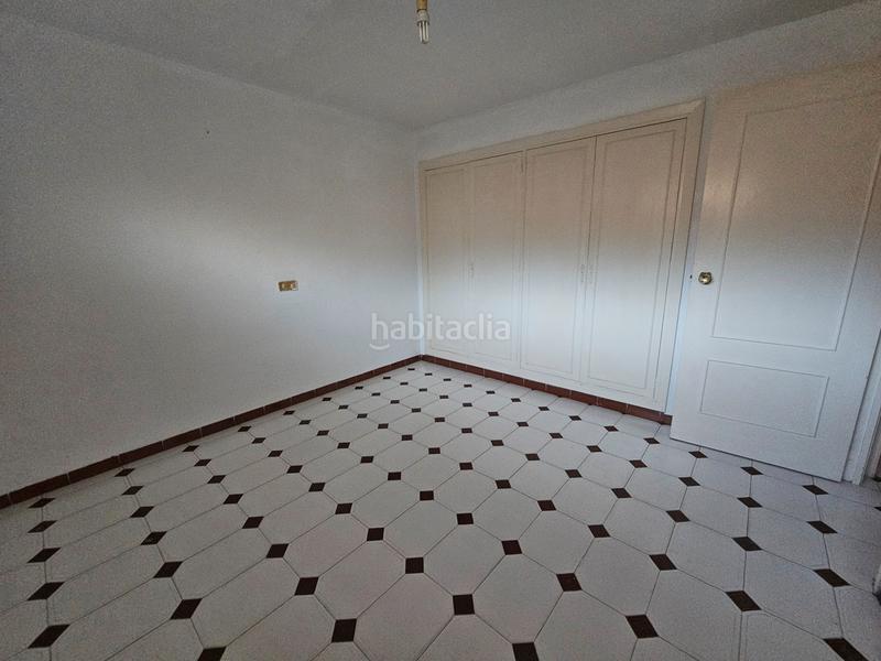 Foto 4ea6c176-5f48-4029-bf63-854a94f018d2. Chalet avec cheminée parking dans San García Algeciras