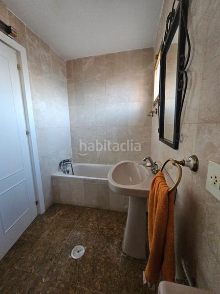 Foto e037d5c4-4d10-48bb-9665-a4a09bb95c51. Chalet avec cheminée parking dans San García Algeciras