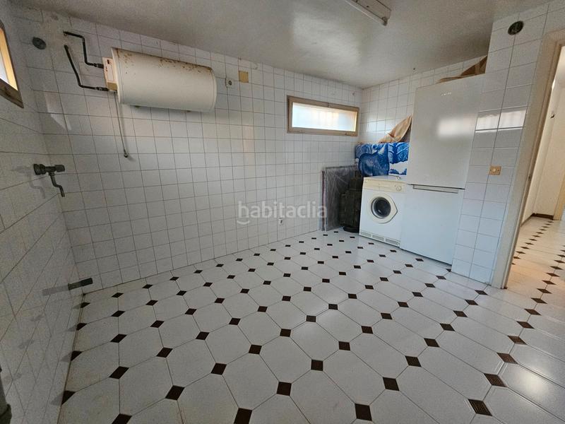 Foto e70ad34f-a203-4a3d-92a5-1ae804c3d85b. Chalet avec cheminée parking dans San García Algeciras