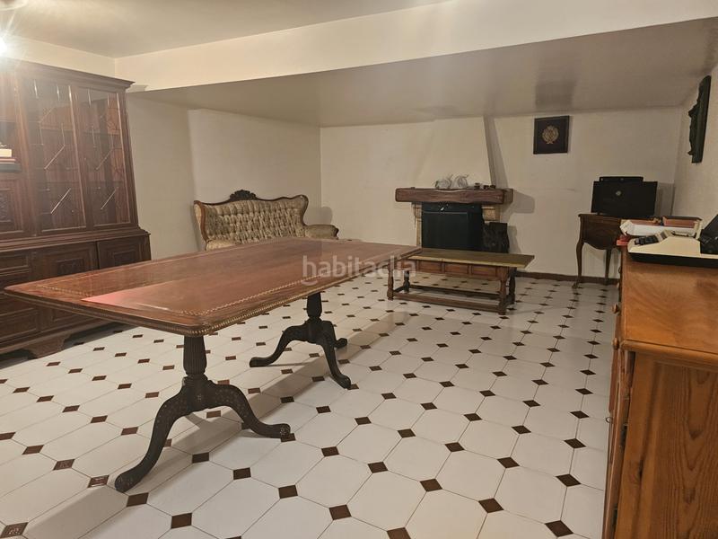 Foto f1807325-57c2-466e-b6a3-253e1a758a01. Chalet avec cheminée parking dans San García Algeciras