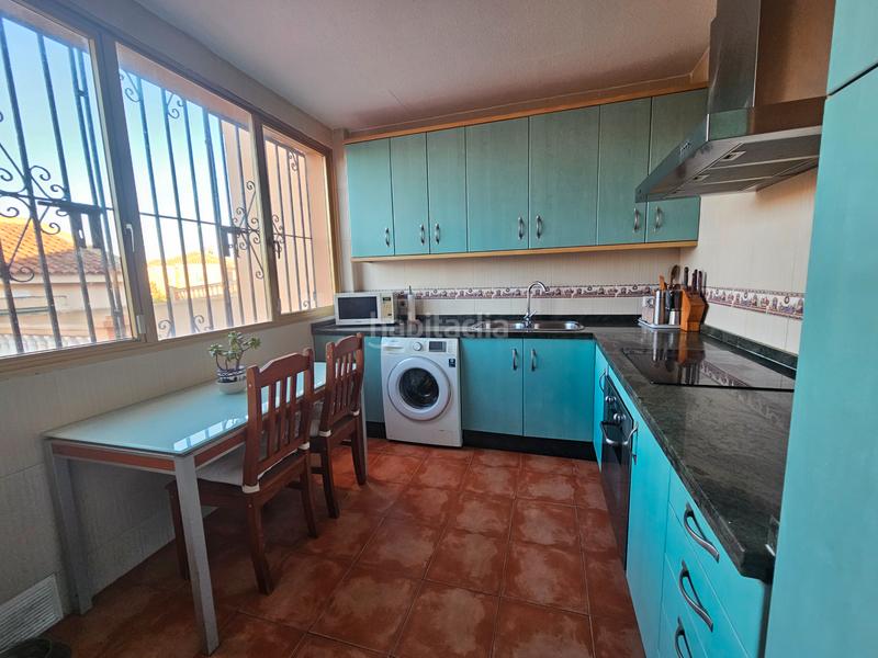 Foto fd001af7-8cd4-4b98-a6ff-687ab8f5f87c. Chalet avec cheminée parking dans San García Algeciras