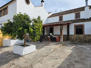 Masia a Jimena de la Frontera. Casa rural con huerto de 500 m2 cerca de la estación de jimena.