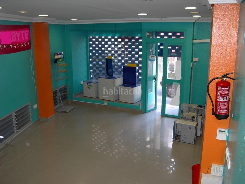 Foto b337435b-31c8-493c-a73a-52e2d49d5862. Local comercial a Casco Antiguo Algeciras