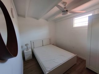 Miete Dachwohnung  Carrer d'en xuclà. Ubicacion, terraza, luminosidad