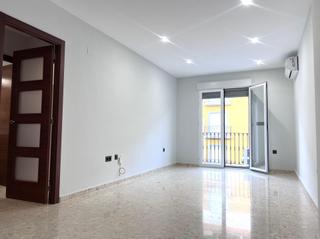 Lloguer Pis a Don Benito. Piso en alquiler semiamueblado