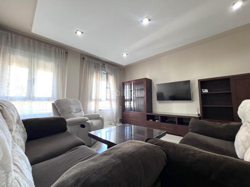 Foto ac3753e9-85db-40fe-94c6-9f6853dde0b7. Lloguer pis amb aparcament a Don Benito