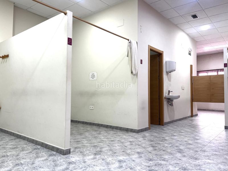 Foto f71bf3e5-f014-4adb-9e06-7bff614bd7ff. Local comercial local en venta en Don Benito