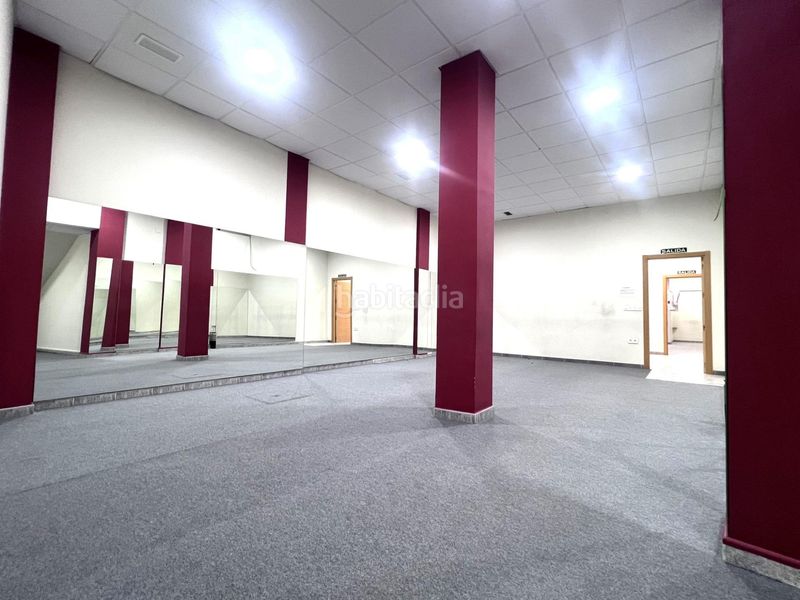 Foto fd492b29-9b14-4da7-84a3-ec0e992295a4. Local comercial local en venta en Don Benito