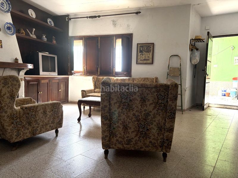 Foto 63fd7bc8-9b50-43c6-985a-549046fd600c. Chalet  con escrituras en Don Benito