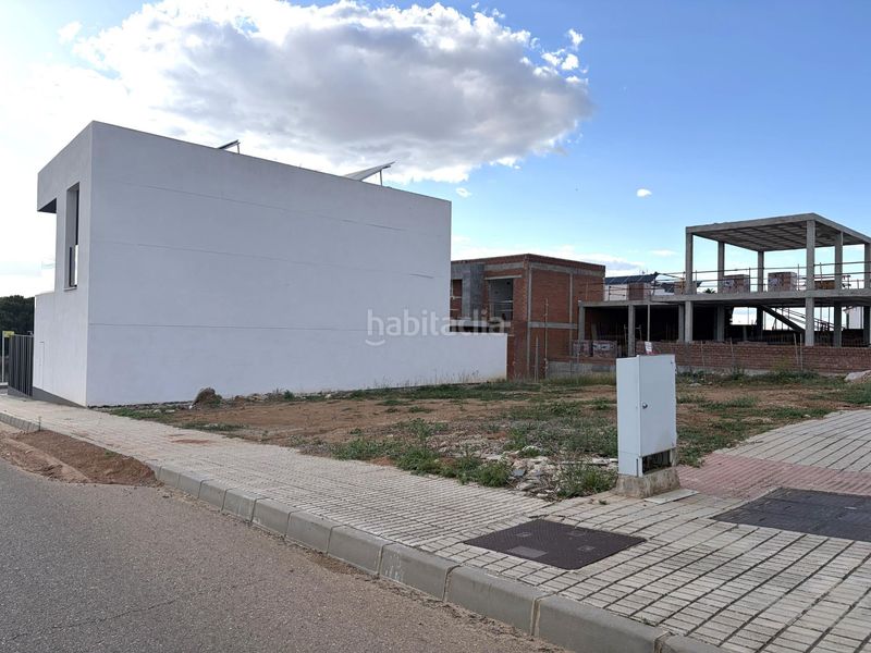 Foto 72d460b9-d884-44fc-ba08-f57e591990c2. Terreny residencial a Don Benito
