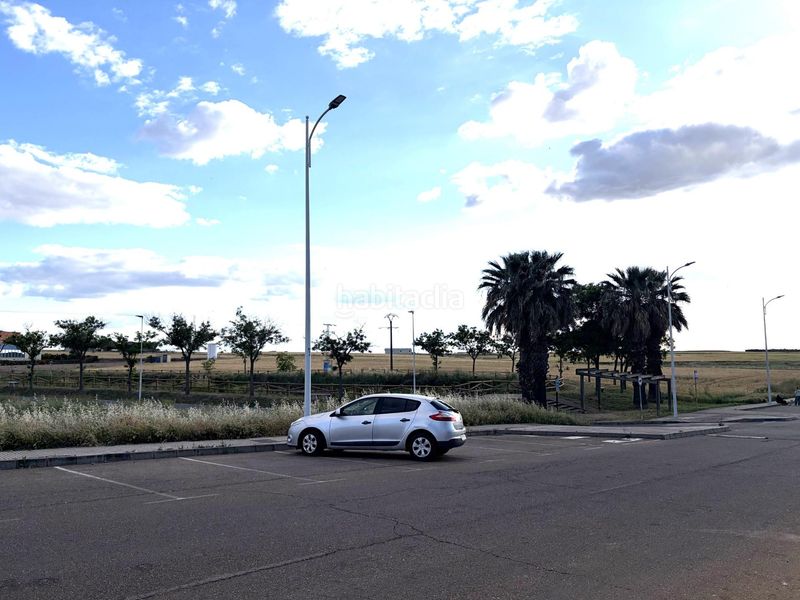 Foto 8e95249d-98cb-4ef3-bc8a-57d406ac3592. Terreny residencial a Don Benito