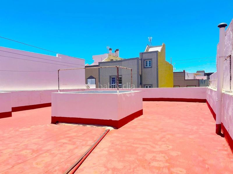 Foto eed968a1-cb2c-4f5a-b3f5-fc63f9ca6c19. Edificio  con dos viviendas en el corazón en Ingenio