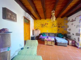 Maison  Del cuarto. Casa terrera tu refugio con historia en el corazón de ingenio!