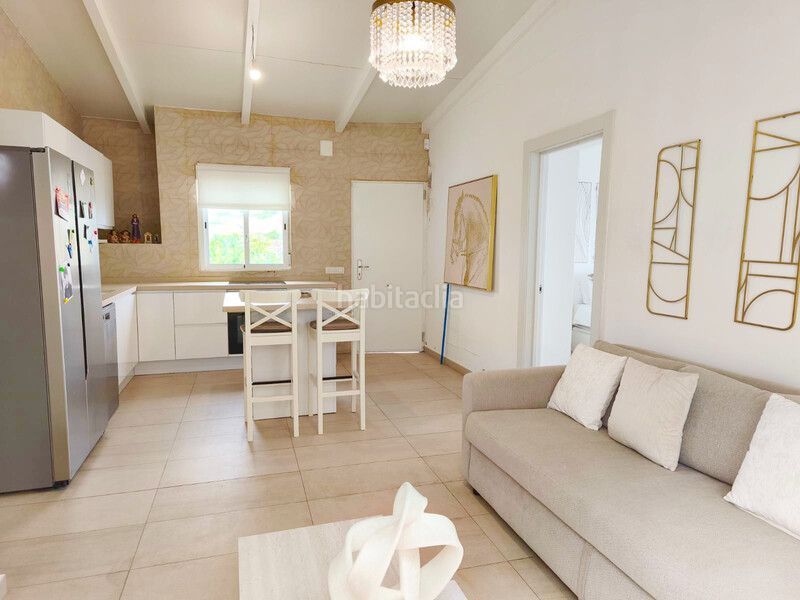 Foto ddb64897-eacc-4d93-a876-d3d57725b7e4. Masia a moreto 4 a Moya