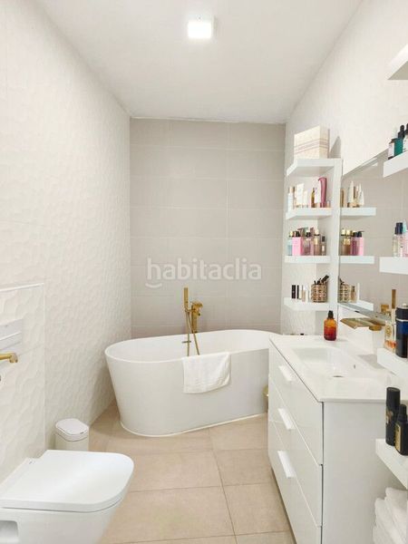 Foto e19c8e93-bf6c-4125-80e3-077c2db5a367. Masia a moreto 4 a Moya
