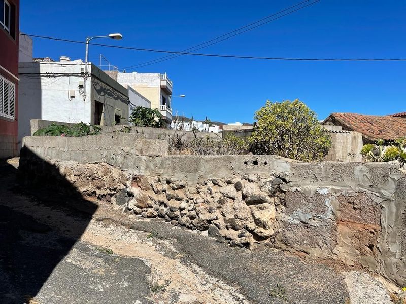 Foto 6e0ae031-a047-45ff-a233-9c2fb5655a11. Terreno residencial solar urbano centrico en Ingenio pueblo Ingenio