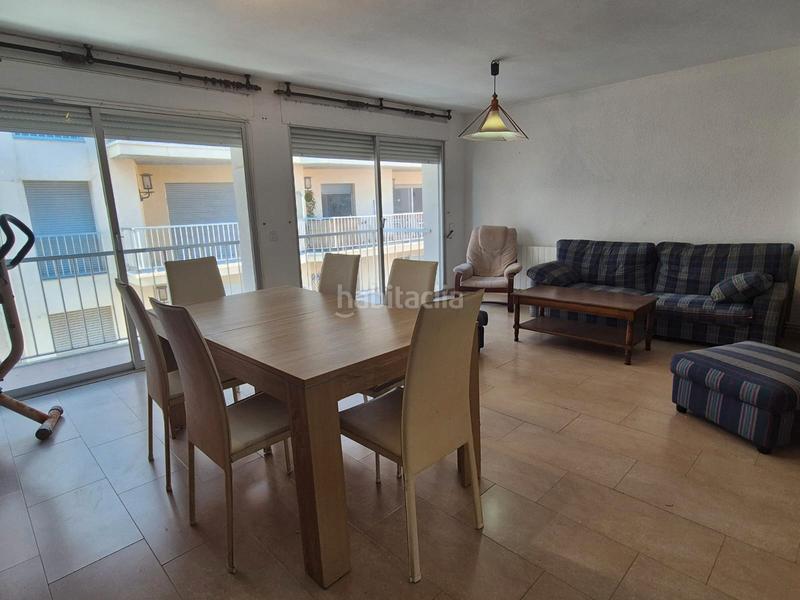 Foto 0b8416c4-e187-4d97-b4d0-84e177d878af. Pis a carrer de monturiol 2 a Calafell platja Calafell