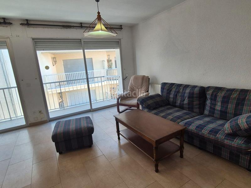 Foto 8d527393-9455-4101-a283-aa60e4de7700. Pis a carrer de monturiol 2 a Calafell platja Calafell