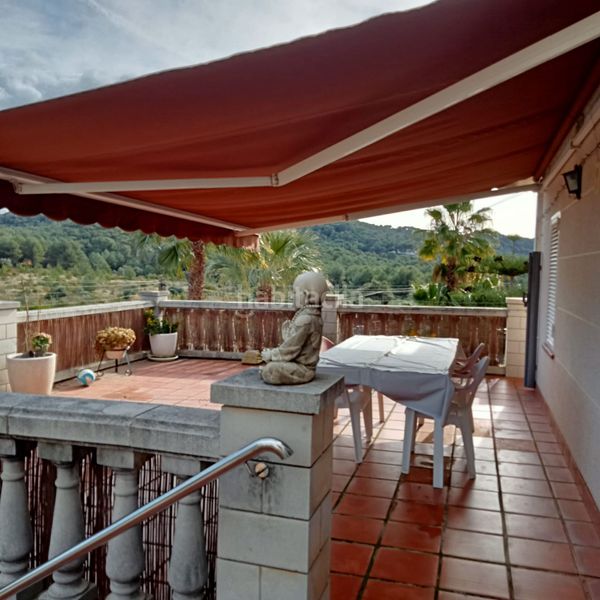 Foto a17cdb29-b64d-4077-87b8-fd9fb9ce719a. Casa amb calefacció piscina a Mas romeu Calafell