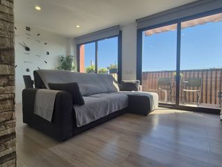 �tic  Catalunya. Vive el mediterr�neo �tico con sol�rium privado de 60 m a escaso