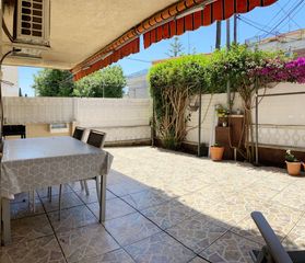 Pis a Segur de Calafell Nucli Urb�. La comodidad de una casa con las ventajas de un piso planta baja