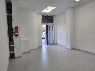 Lloguer Local Comercial a Calafell Platja. Haz crecer tu negocio a solo 150 metros de la playa de calafell!