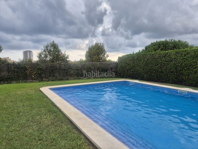 Foto a055f74e-efb1-4423-9e5a-4f9591ed127d. Casa adossada amb calefacció piscina a Bellamar Calafell