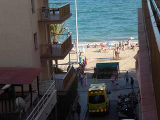 Pis  Carrer de vilamar. Piso en venta en calafell playa, con 86mltiles cuenta con sal