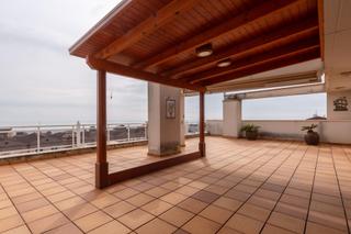 Duplex à Platges. Àtic amb vistes espectaculars al mar