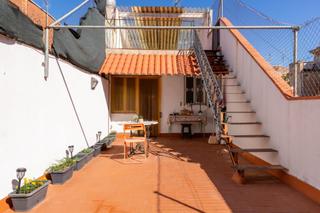 Casa a Pau claris, de 7. Ubicació 10 amb gran garatge i súper terrasses