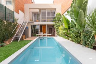 Casa a San Pere. La senyora casa