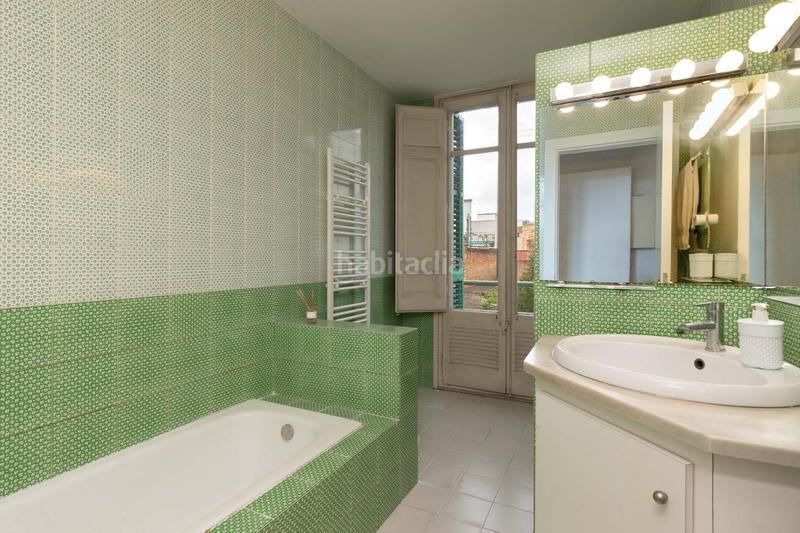 Foto 11bd25fe-b7dc-433f-8bac-46f6c3f25169. Casa con riscaldamento parcheggio in Centre Rubí