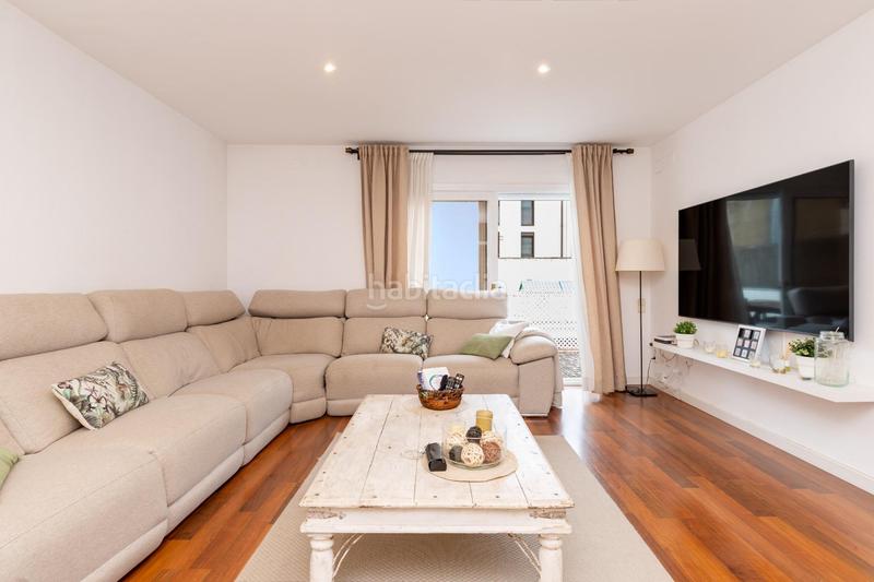 Foto 5ba8b08a-1ab6-4ab1-98fa-00aec3538f08. Casa con riscaldamento parcheggio in Centre Rubí