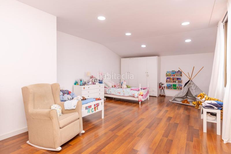 Foto 773b7351-c6fb-4ee2-8dd0-54f66fff734c. Casa con riscaldamento parcheggio in Centre Rubí