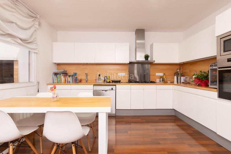 Foto dbf40a85-9b15-4ccf-8545-fd2f79c77de7. Casa con riscaldamento parcheggio in Centre Rubí