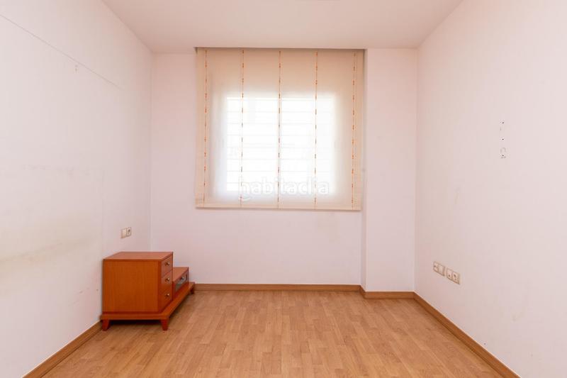 Foto 46c30701-e4f4-42fc-95a8-0c680bf72fb9. Erdgeschoss in calle de l'hoquei 146 in Egara Terrassa