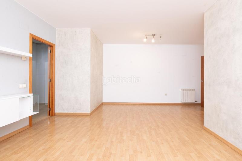 Foto 765adcfb-a004-420c-bd7c-ab8d5a148609. Erdgeschoss in calle de l'hoquei 146 in Egara Terrassa