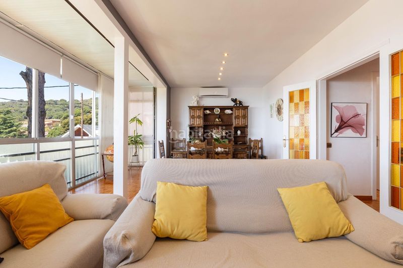 Foto 0ab72391-91df-4daa-8bd0-b15c55633f14. Casa amb aparcament piscina a Premià de Dalt