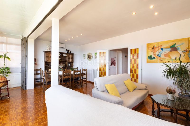 Foto 0b2fdea7-3590-4ecf-88b8-3e00ab8afe0a. Casa amb aparcament piscina a Premià de Dalt