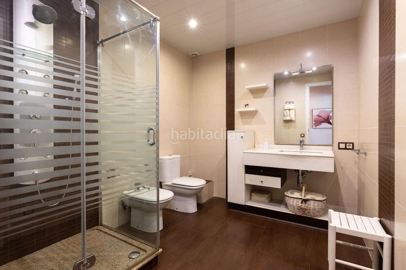 Foto 55cd8780-11af-453c-89a6-91f51122d19a. Casa amb aparcament piscina a Premià de Dalt