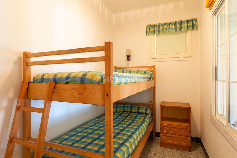 Foto 80935a1f-ee93-4441-afd2-0c1103976cd6. Casa amb aparcament piscina a Premià de Dalt