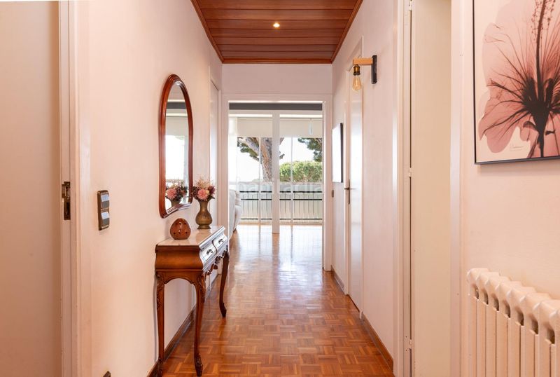 Foto b0ac7224-c41d-47f1-8860-694cf945b385. Casa amb aparcament piscina a Premià de Dalt